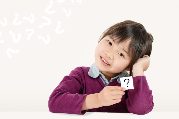 床矯正は何歳からか考える女の子